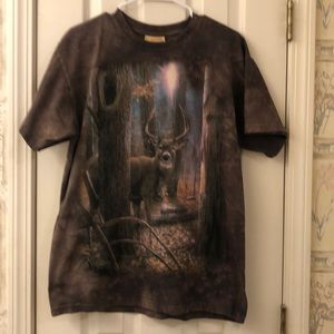 NWOT Mens T-shirt size medium. Perfect condition.